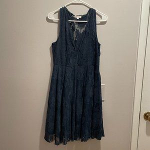 Wishlist Lace Dress - Navy